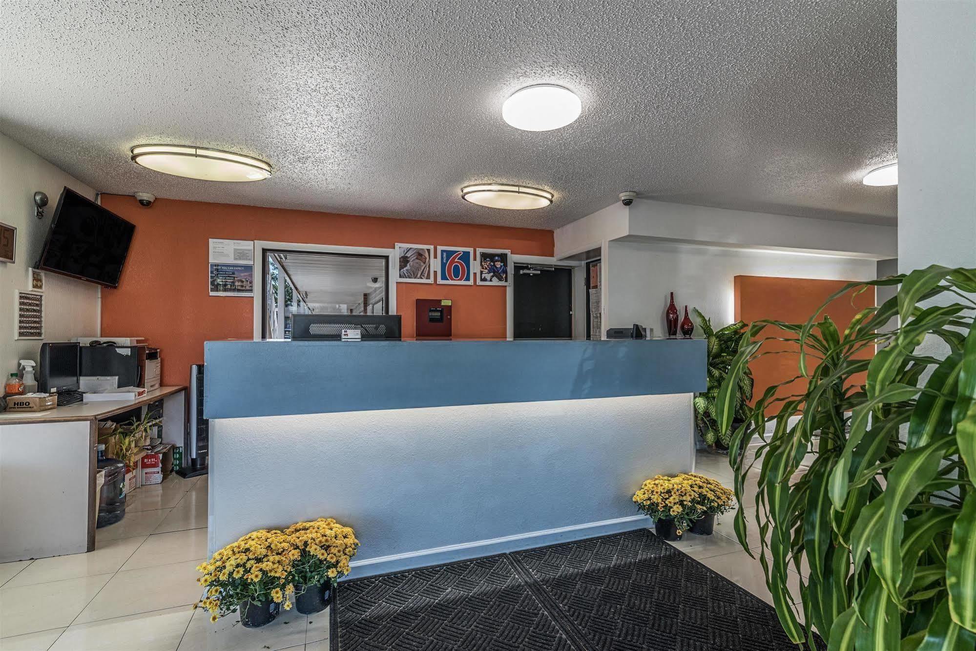 Motel 6 - Albany, Ny - Airport Bagian luar foto
