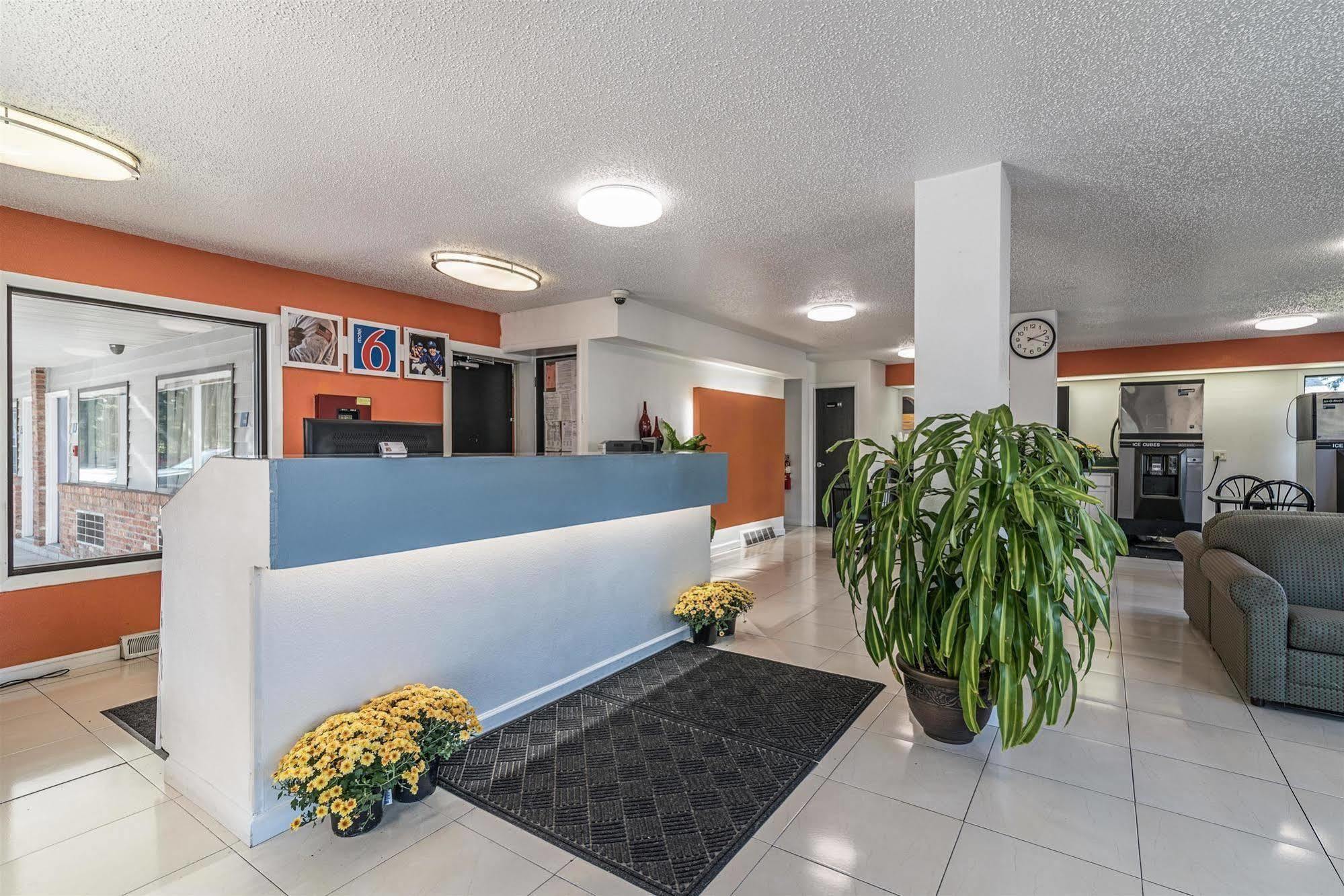 Motel 6 - Albany, Ny - Airport Bagian luar foto